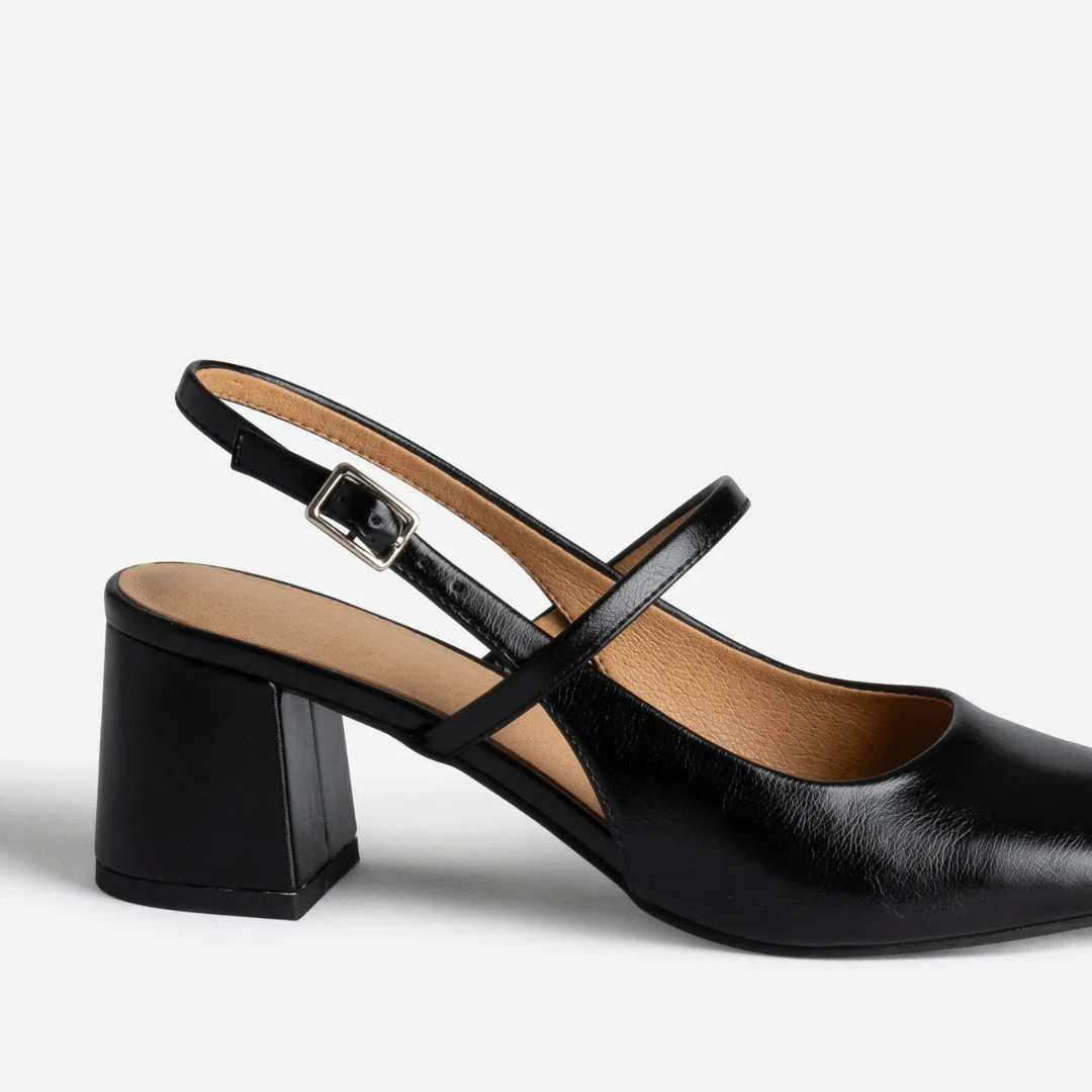 Sapatos Femininos de Salto Médio com Tira Cruzada e Bico Fino