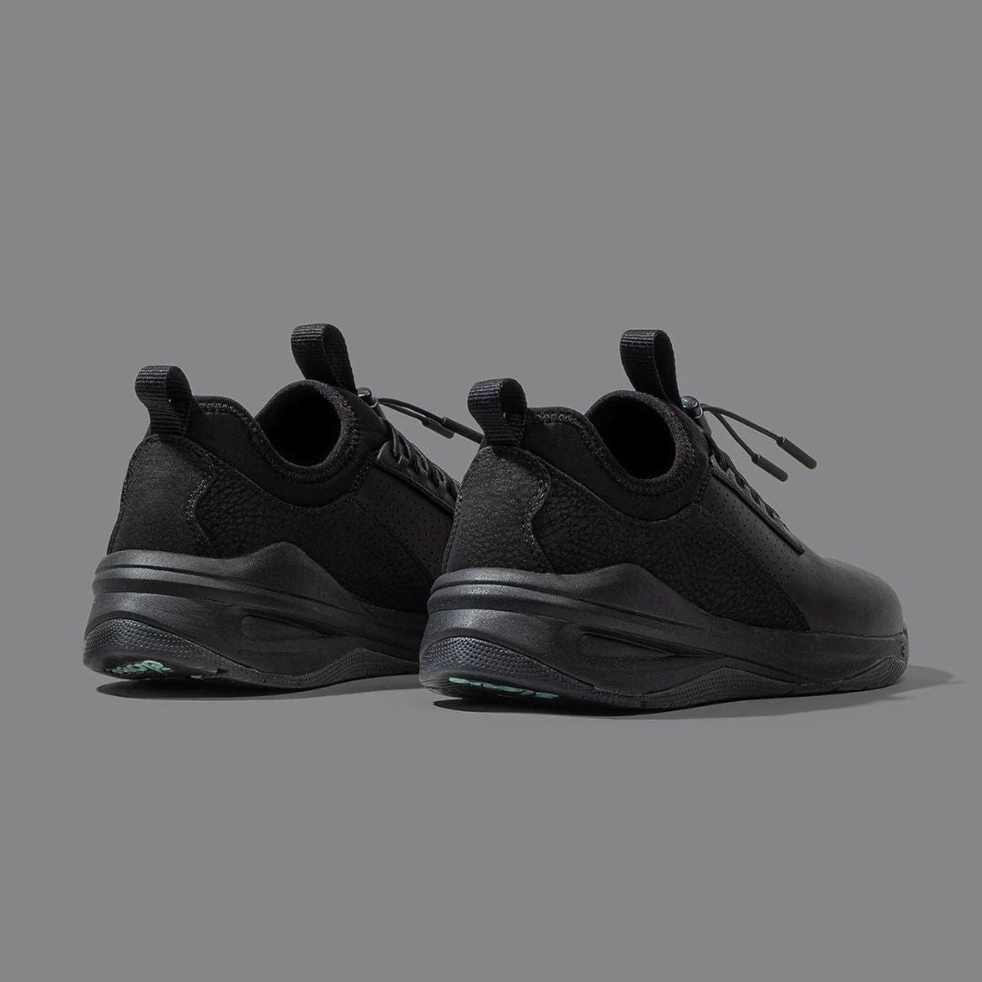 Sapatilhas Impermeáveis em Preto com Design Desportivo e Sola Antiderrapante