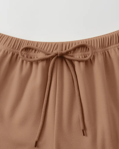 Top de Manga Comprida com Gola Redonda e Calças de Cintura Elástica