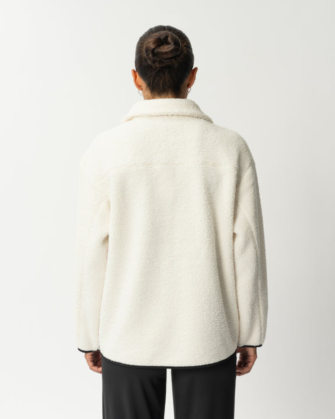 Casaco de Lã com Fecho de Correr à Frente e Gola Alta