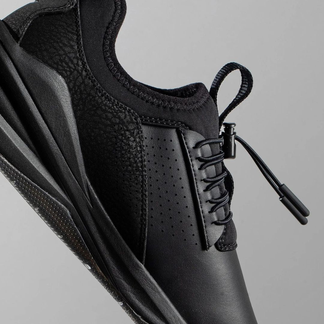 Sapatilhas Impermeáveis em Preto com Design Desportivo e Sola Antiderrapante