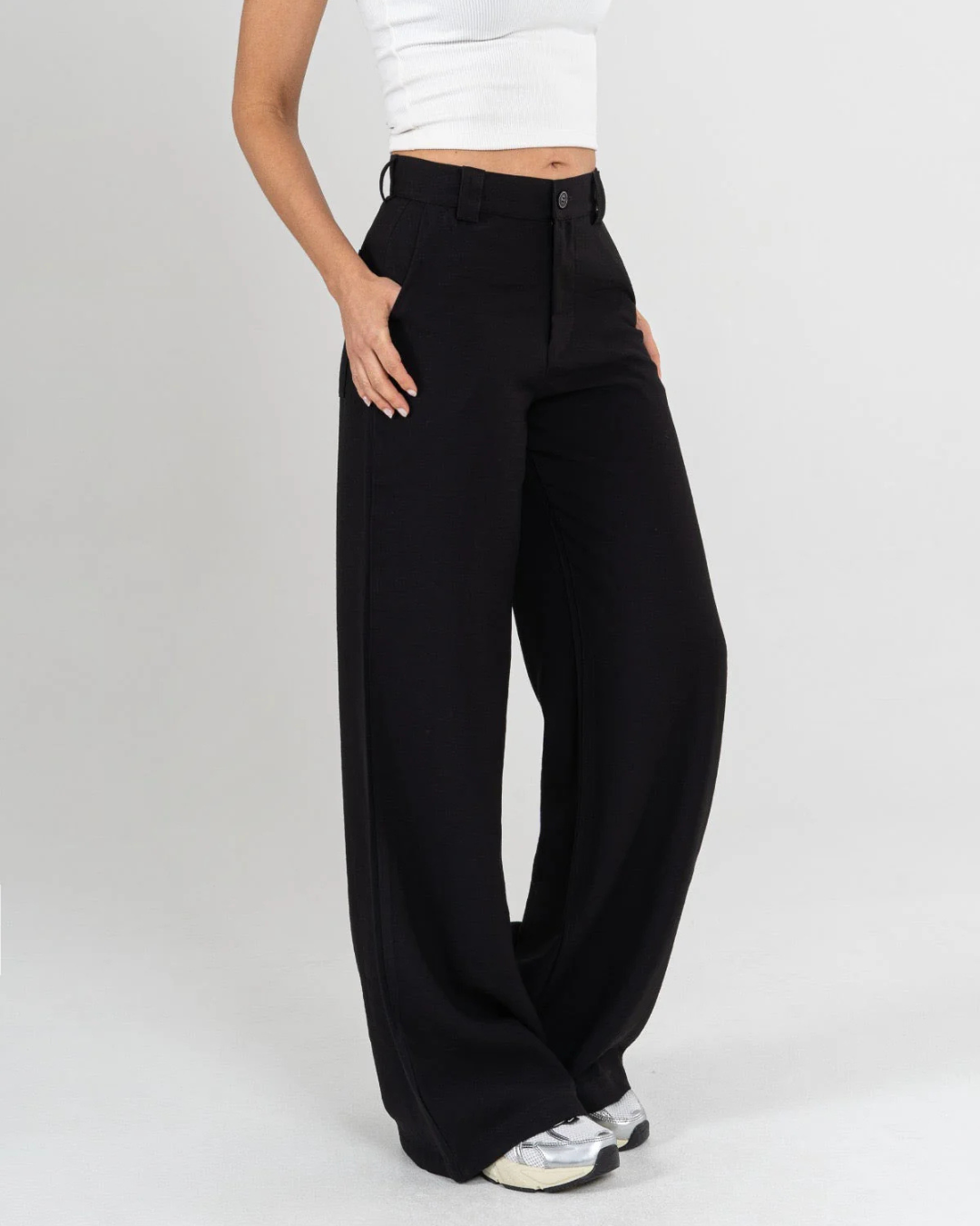 Calças Rectas de Cintura Alta e Bolsos Frontais de Estilo Utilitário