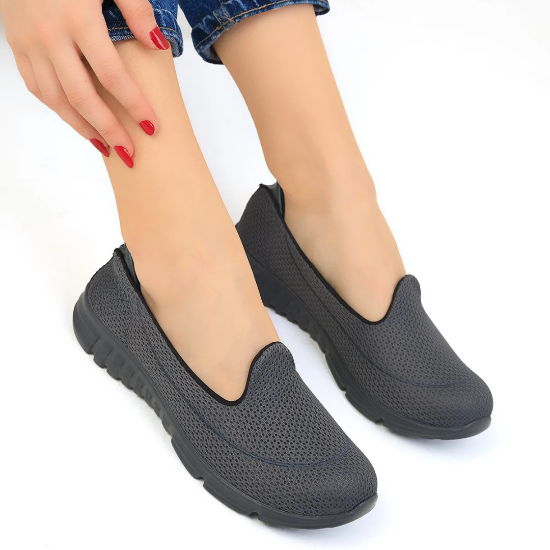 Sapatilhas Slip-On com Design Respirável e Sola Antiderrapante para Mulher