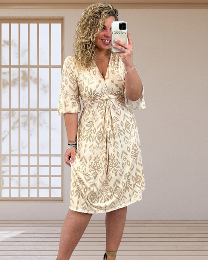 Vestido Curto com Nó Frontal Elegância Casual para o Dia a Dia