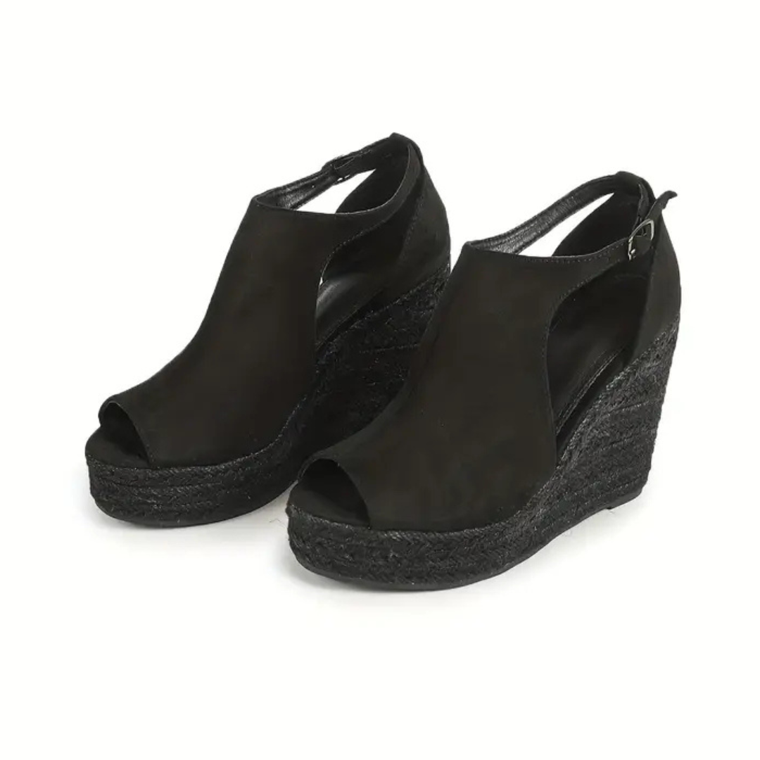 Sandálias de Cunha Espadrille para Mulher com Acabamento Elegante e Design Coberto