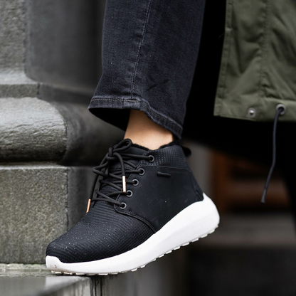 Sapatilhas de Cano Alto Madla Winter Terrain em Preto Carvão Mulher