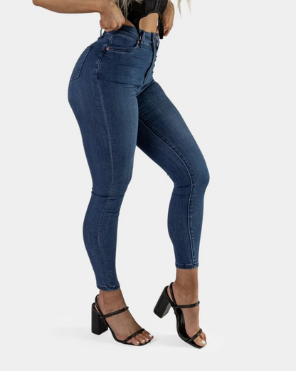 Jeans de Corte Justo e Tecido Elástico para Mulher