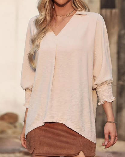 Blusa Casual Feminina com Decote em V e Manga 3/4, Folgada e Ajustada