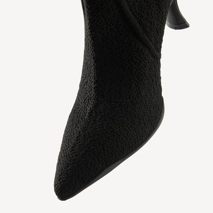 Botas Compridas Minimalistas com Ponta Pontiaguda e Salto para Mulher