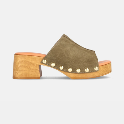 Sandálias de couro para mulher com plataforma e salto médio em couro