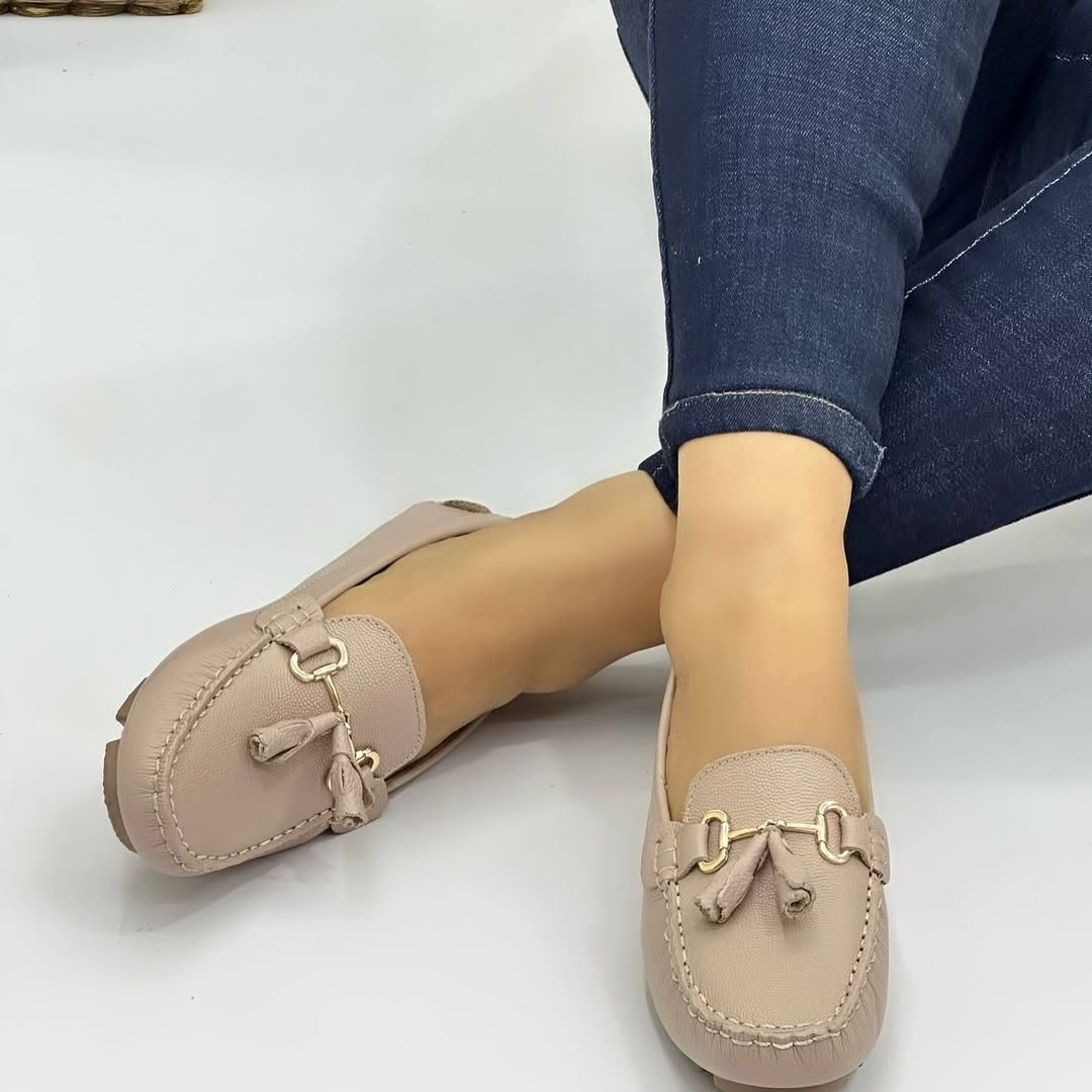 Mocassim de Couro Confortável para Mulher