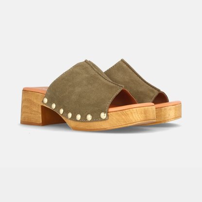 Sandálias de couro para mulher com plataforma e salto médio em couro