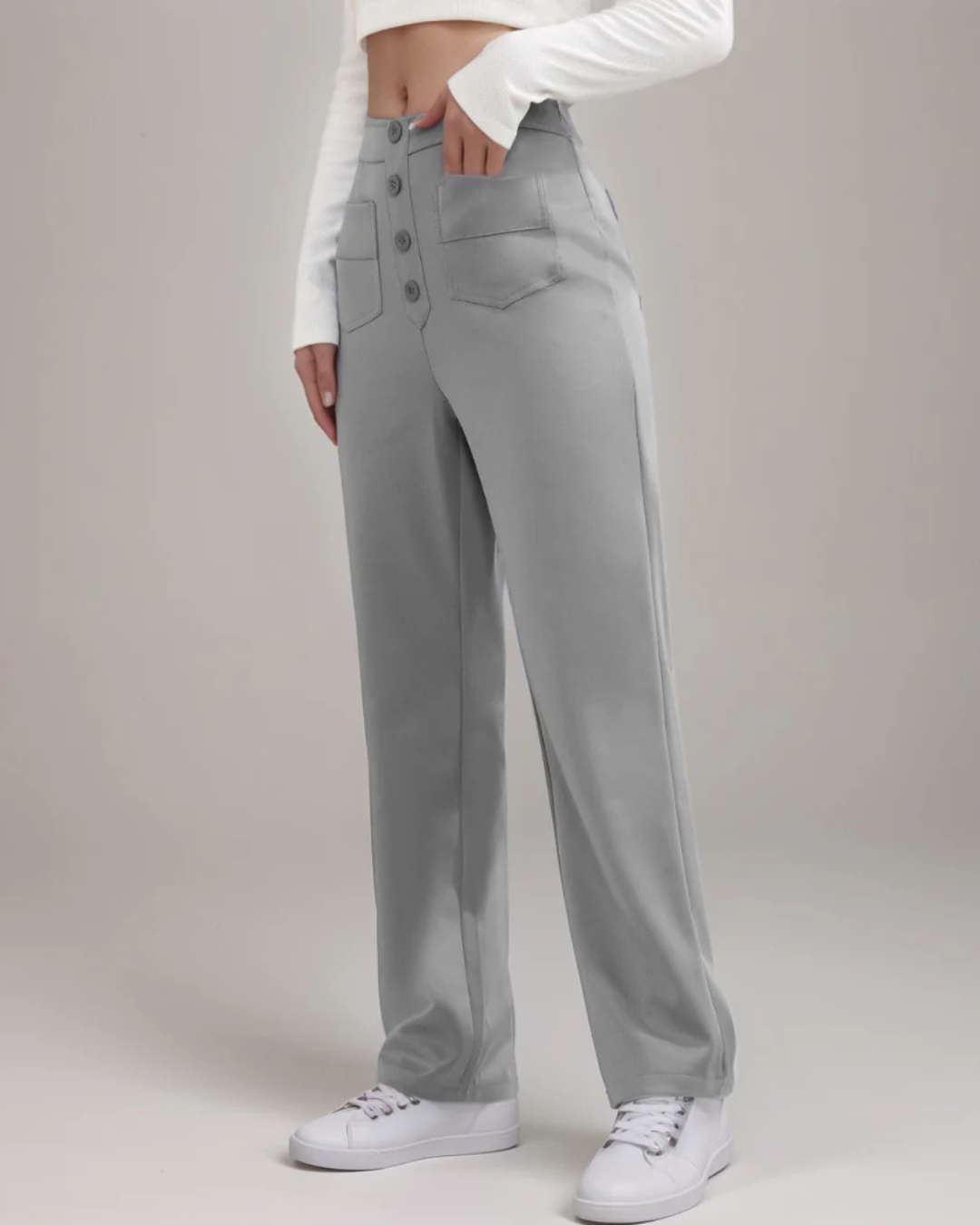 Calças Rectas de Cintura Alta com Botões Decorativos e Bolsos Frontais de Estilo Utilitário