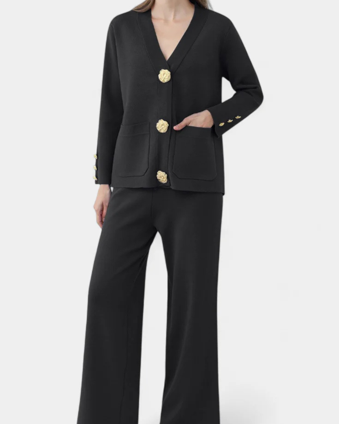 Conjunto de camisola de lã com botões metálicos e calças largas para mulher