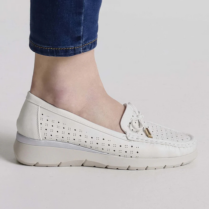 Mocassins de Couro Respiráveis com Cordões para Mulher