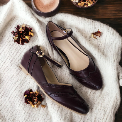 Sapatilhas Femininas de Design Vintage com Perfurações