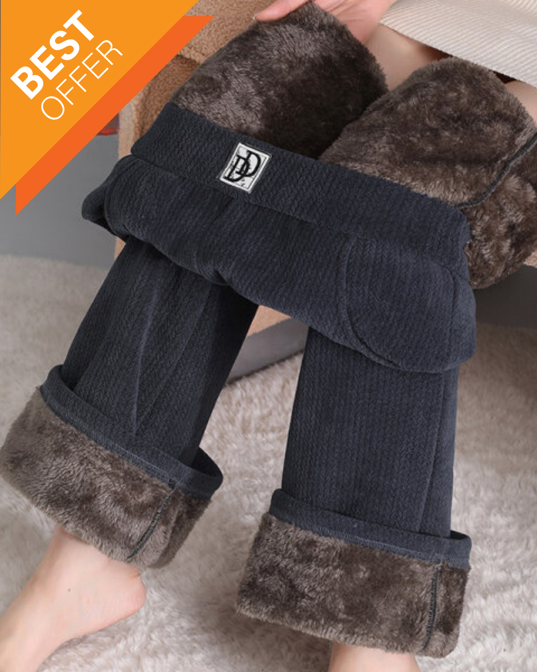 Calças às riscas com forro polar de perna larga